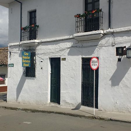 Casa Familiar Turistica Hostal ポパヤン エクステリア 写真