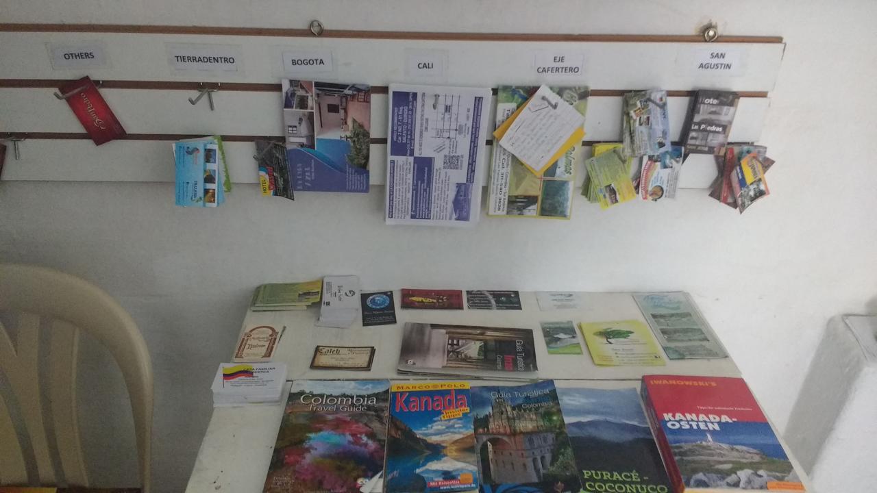 Casa Familiar Turistica Hostal ポパヤン エクステリア 写真