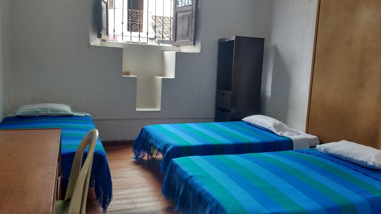 Casa Familiar Turistica Hostal ポパヤン エクステリア 写真