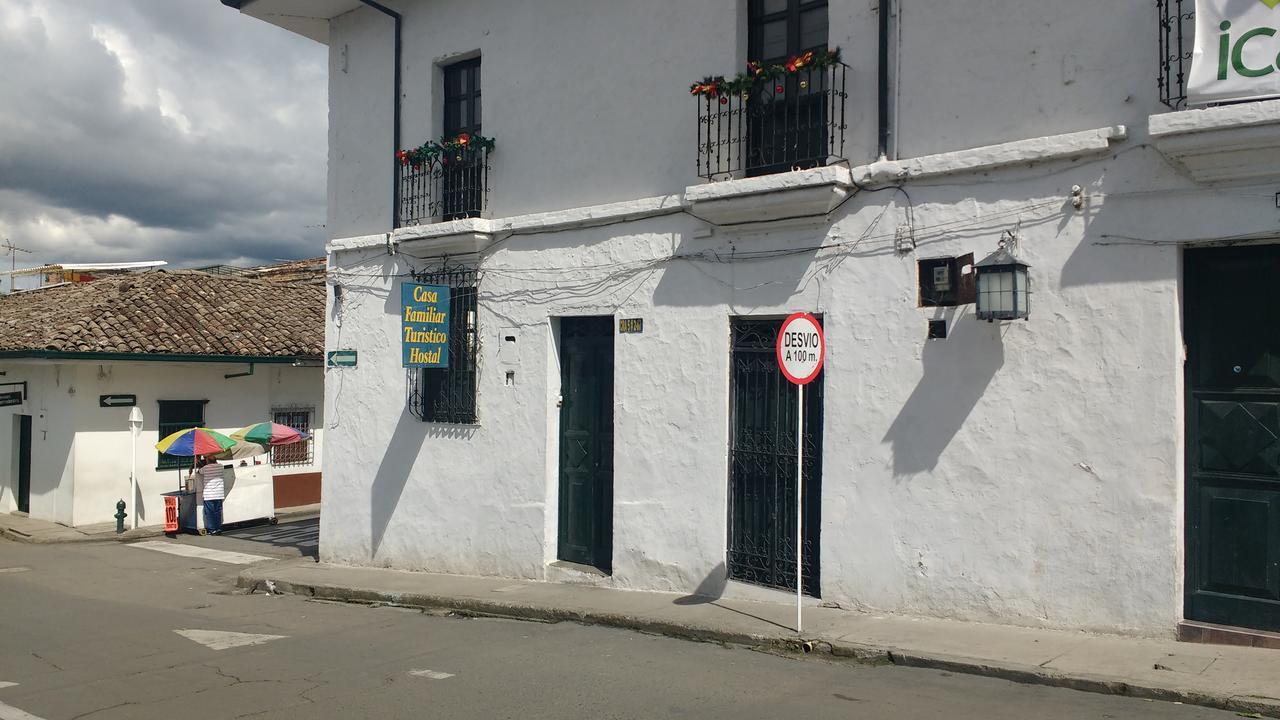 Casa Familiar Turistica Hostal ポパヤン エクステリア 写真